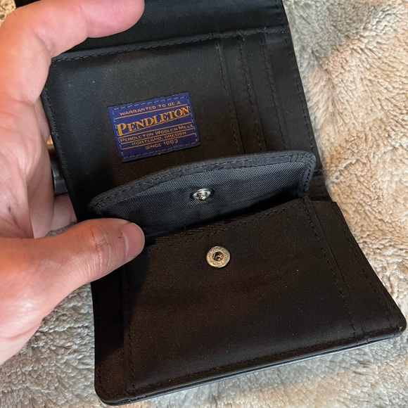 Pendleton Purple Geometric Tribal Print Tri-Fold Wool Blanket Unisex Wallet - Picture 6 of 8